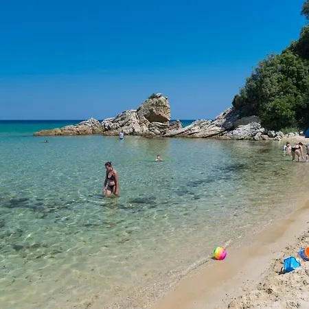 Villa Aristotelia Gi Domes - Luxury Private Pool Retreats Olympiada