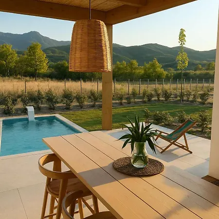 Aristotelia Gi Domes - Luxury Private Pool Retreats Willa *